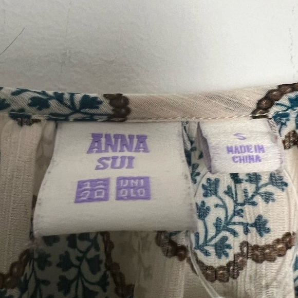 Anna Sui X Uniqlo Chiffon Floral Ruffled Hem Boho Cottagecore Blouse NWOT Sz S - Picture 11 of 12